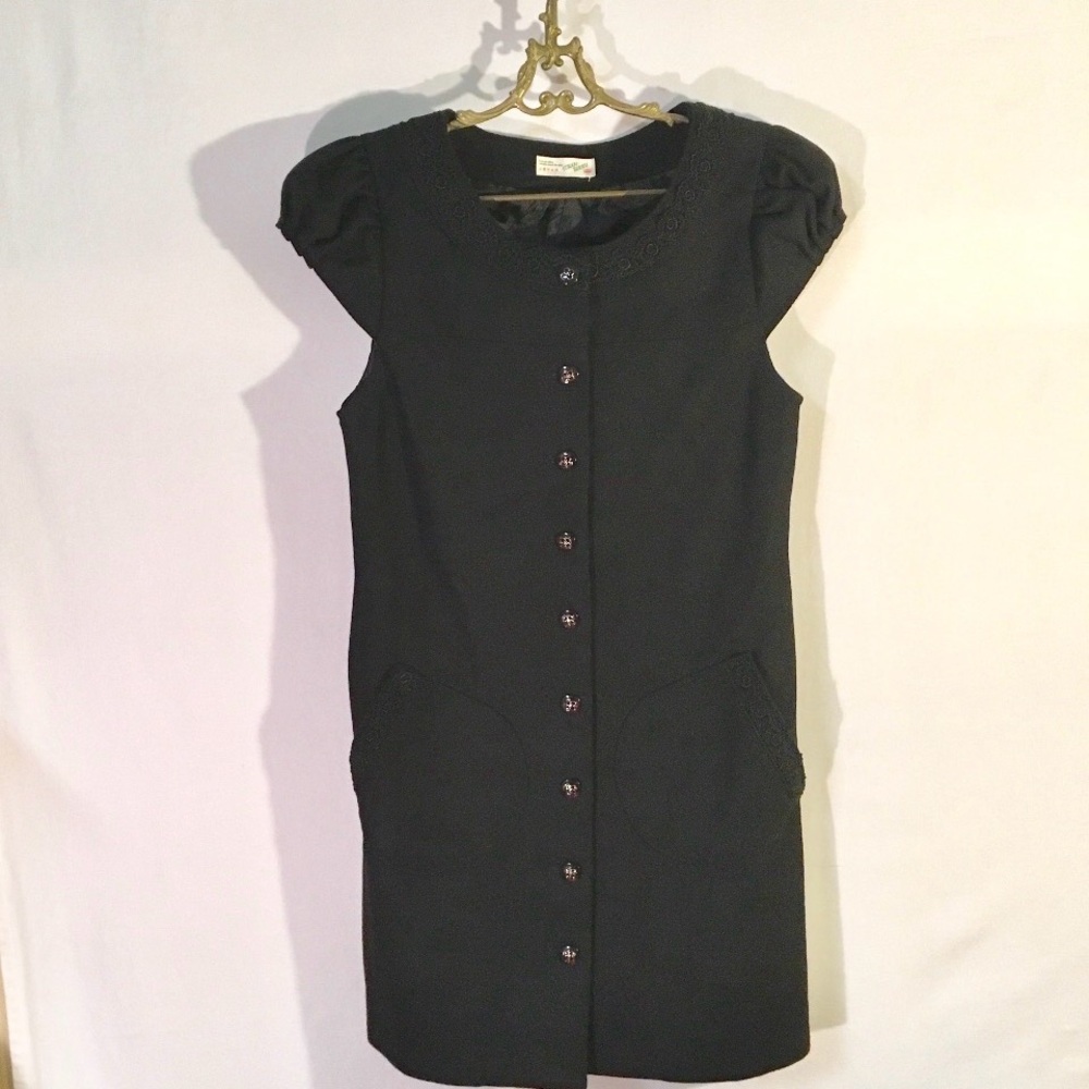 Vintage Designer Elegant Black Wool Cap-Sleeve Mini Dress
